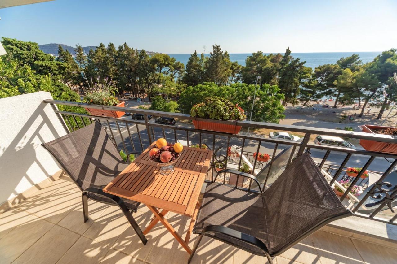 Mika'S Seaview Apartments Бар Екстериор снимка